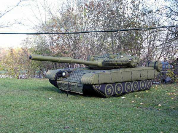 甘州陆地军事假目标坦克